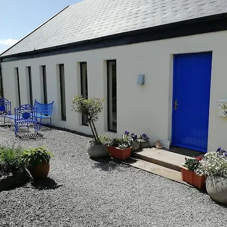 The Blue Door Apartment Cahersiveen