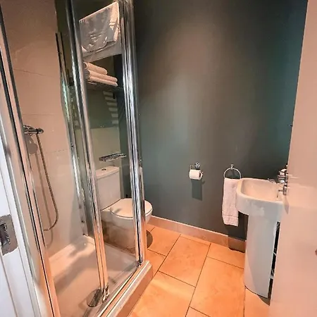 The Blue Door アパート カアーサイビーン