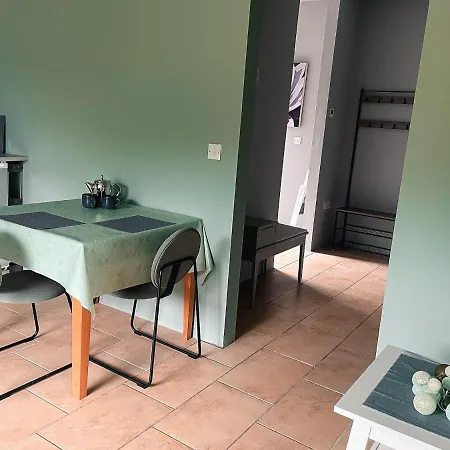 The Blue Door カアーサイビーン