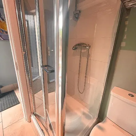 アパート The Blue Door *