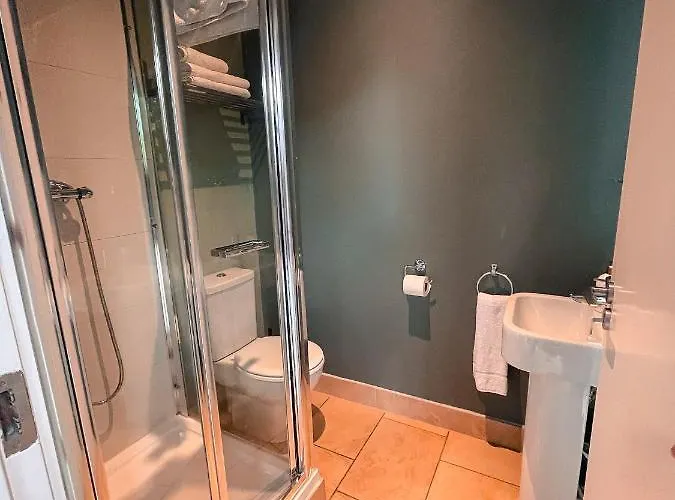 The Blue Door شقة كاهيرسيفين