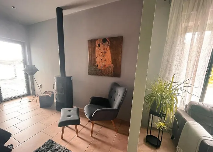 The Blue Door شقة كاهيرسيفين